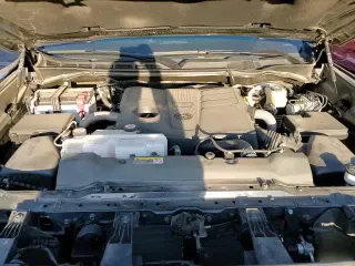 ✅ 2025 Toyota Tundra SR5 • VIN: 5TFWA5DB6SX266987 • Lot: 69610445. Wystawiony na Copart z przebiegiem 13 615 mil. Bezpłatny archiwum sprzedaży aukcyjnych z USA i szczegółowy raport historii pojazdu na DreamBid. Zdjęcie 15.