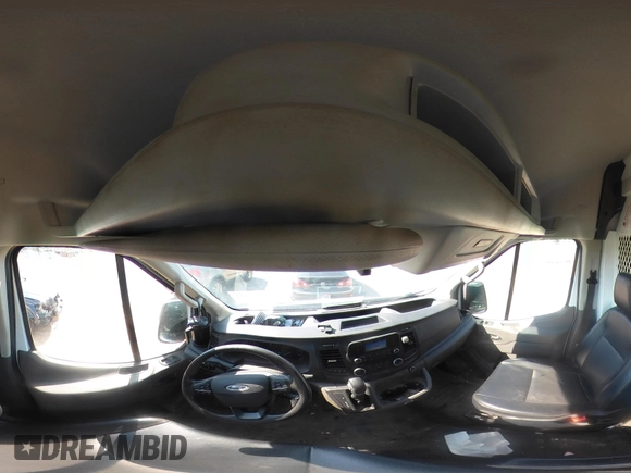 ✅ 2023 Ford Transit Cargo • VIN: 1FTBW3X87PKA71943 • Lot: 42656554. Wystawiony na IAAI z przebiegiem 66 867 mil. Bezpłatny archiwum sprzedaży aukcyjnych z USA i szczegółowy raport historii pojazdu na DreamBid. Zdjęcie 18.