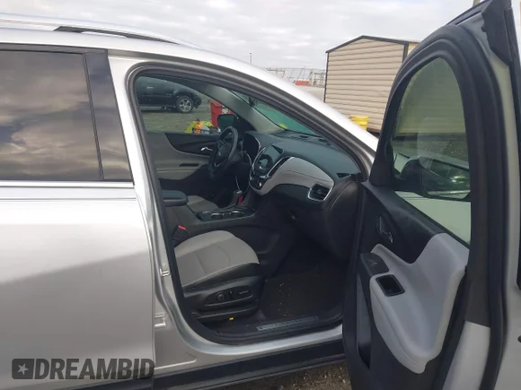 ✅ 2020 Chevrolet Equinox Premier • VIN: 3GNAXNEVXLS679765 • Lot: 43817166. Wystawiony na IAAI z przebiegiem 84 215 mil. Bezpłatny archiwum sprzedaży aukcyjnych z USA i szczegółowy raport historii pojazdu na DreamBid. Zdjęcie 5.