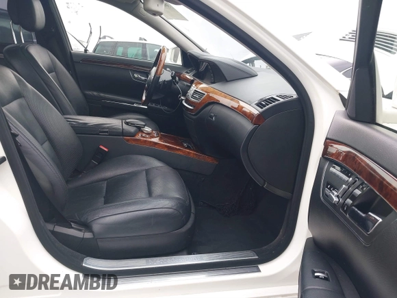 ✅ 2012 Mercedes-Benz S 550 • VIN: WDDNG7DB5CA478067 • Lot: 38664644. Wystawiony na IAAI z przebiegiem 109 274 mil. Bezpłatny archiwum sprzedaży aukcyjnych z USA i szczegółowy raport historii pojazdu na DreamBid. Zdjęcie 5.