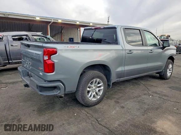 ✅ 2025 Chevrolet Silverado 1500 RST • VIN: 1GCPKEEK4SZ271660 • Lot: 72863525. Wystawiony na Copart z przebiegiem 15 327 mil. Bezpłatny archiwum sprzedaży aukcyjnych z USA i szczegółowy raport historii pojazdu na DreamBid. Zdjęcie 3.