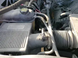 ✅ 2015 Chevrolet Silverado 1500 LS • VIN: 1GCNCPEH4FZ419977 • Лот: 82628854. Опубликован ранее на Copart с пробегом 139 017 миль. Бесплатный доступ к архиву аукционных продаж из США и подробный отчёт об истории автомобиля на DreamBid. Изображение 13.