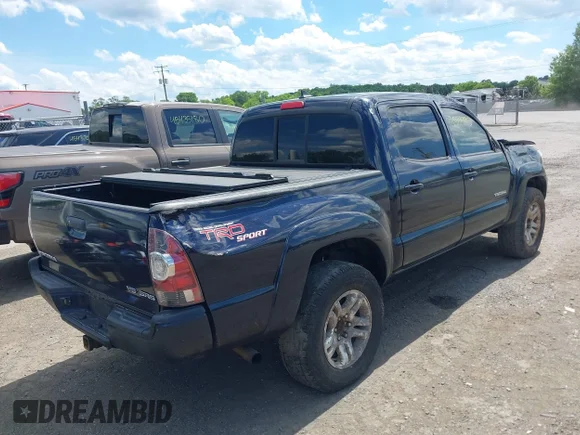✅ 2012 Toyota Tacoma • VIN: 3TMLU4ENXCM095102 • Lot: 45377990. Listed on IAAI with 227,830 mi. Free auction sales archive from the USA and detailed vehicle history report at DreamBid. Image 4.