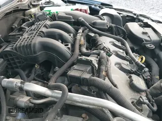 ✅ 2010 Ford Fusion SPORT • VIN: 3FAHP0KC6AR139529 • Lot: 43774048. Wystawiony na IAAI z przebiegiem 159 257 mil. Bezpłatny archiwum sprzedaży aukcyjnych z USA i szczegółowy raport historii pojazdu na DreamBid. Zdjęcie 12.