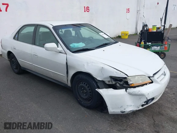 ✅ 2001 Honda Accord • VIN: JHMCG65511C021065 • Лот: 44641158. Опубликован ранее на IAAI с пробегом 209 169 миль. Бесплатный доступ к архиву аукционных продаж из США и подробный отчёт об истории автомобиля на DreamBid. Изображение 1.