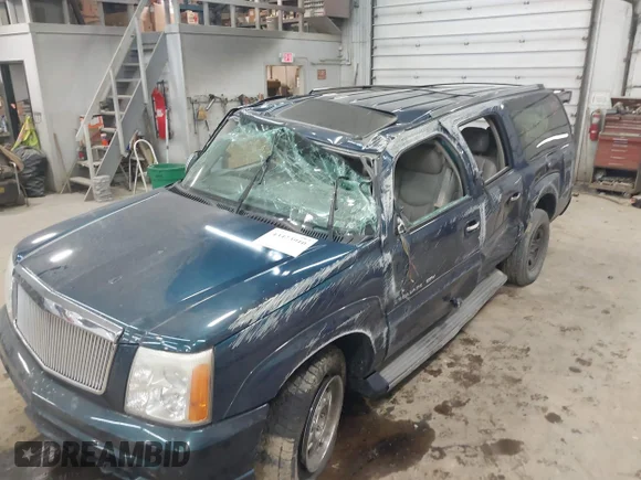 ✅ 2005 Cadillac Escalade ESV • VIN: 3GYFK66N75G149464 • Lot: 43423910. Wystawiony na IAAI z przebiegiem 204 314 mil. Bezpłatny archiwum sprzedaży aukcyjnych z USA i szczegółowy raport historii pojazdu na DreamBid. Zdjęcie 6.