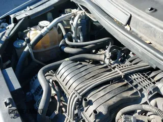 ✅ 2006 Ford Freestar Cargo • VIN: 2FTZA54606BA63798 • Lot: 41399072. Wystawiony na IAAI z przebiegiem 263 730 mil. Bezpłatny archiwum sprzedaży aukcyjnych z USA i szczegółowy raport historii pojazdu na DreamBid. Zdjęcie 12.