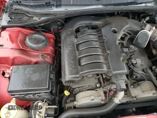 ✅ 2010 Dodge Challenger SE • VIN: 2B3CJ4DV4AH166608 • Lot: 86160144. Wystawiony na Copart z przebiegiem 226 948 mil. Bezpłatny archiwum sprzedaży aukcyjnych z USA i szczegółowy raport historii pojazdu na DreamBid. Zdjęcie 13.