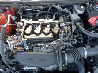 ✅ 2022 Honda Civic Si • VIN: 2HGFE1E51NH470046 • Lot: 82499355. Wystawiony na Copart z przebiegiem 20 211 mil. Bezpłatny archiwum sprzedaży aukcyjnych z USA i szczegółowy raport historii pojazdu na DreamBid. Zdjęcie 16.