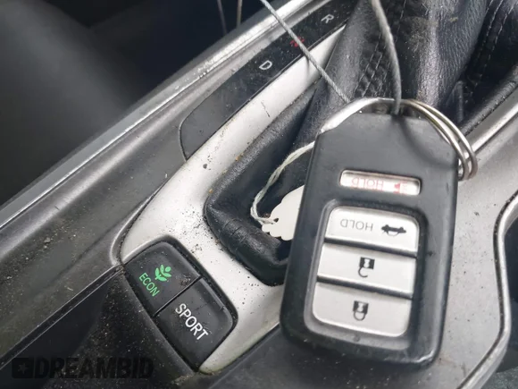 ✅ 2018 Honda Accord Sport • VIN: 1HGCV1F33JA251856 • Lot: 44418681. Wystawiony na IAAI z przebiegiem 71 583 mil. Bezpłatny archiwum sprzedaży aukcyjnych z USA i szczegółowy raport historii pojazdu na DreamBid. Zdjęcie 11.