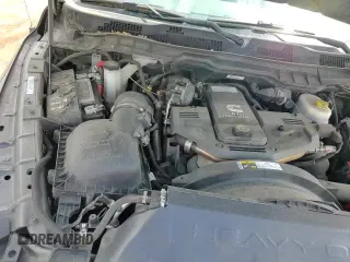 ✅ 2018 Ram 2500 SLT • VIN: 3C6UR5DL5JG358451 • Lot: 60751765. Wystawiony na Copart z przebiegiem 90 082 mil. Bezpłatny archiwum sprzedaży aukcyjnych z USA i szczegółowy raport historii pojazdu na DreamBid. Zdjęcie 15.