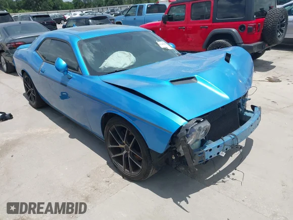 ✅ 2015 Dodge Challenger SXT Plus • VIN: 2C3CDZBG5FH809793 • Лот: 45248988. Опубліковано раніше на IAAI з пробігом 180 761 миль. Безкоштовний доступ до архіву аукціонних продажів зі США та докладний звіт про історію автомобіля на DreamBid. Зображення 1.