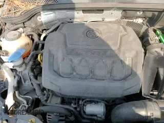 ✅ 2018 Volkswagen Beetle S • VIN: 3VWFD7AT9JM706573 • Lot: 71917735. Wystawiony na Copart z przebiegiem 97 885 mil. Bezpłatny archiwum sprzedaży aukcyjnych z USA i szczegółowy raport historii pojazdu na DreamBid. Zdjęcie 13.