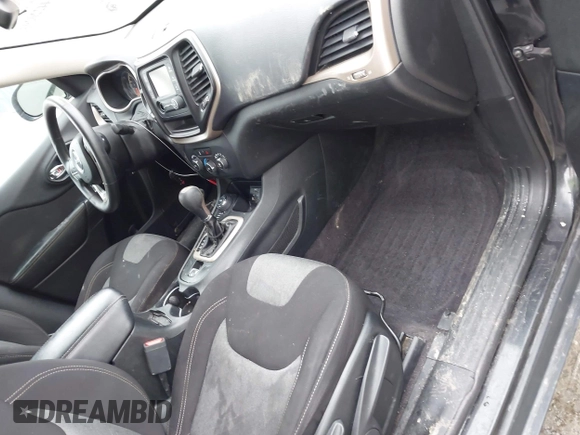 ✅ 2016 Jeep Cherokee Sport • VIN: 1C4PJMAB2GW348795 • Lot: 44220293. Wystawiony na IAAI z przebiegiem 191 421 mil. Bezpłatny archiwum sprzedaży aukcyjnych z USA i szczegółowy raport historii pojazdu na DreamBid. Zdjęcie 5.
