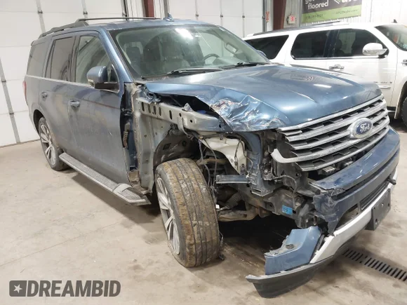 ✅ 2019 Ford Expedition XLT • VIN: 1FMJU1JT3KEA62369 • Lot: 44326566. Listed on IAAI with 182,747 mi. Free auction sales archive from the USA and detailed vehicle history report at DreamBid. Image 1.