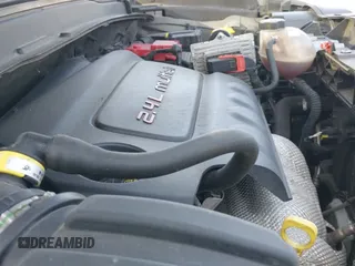 ✅ 2018 Jeep Renegade Upland • VIN: ZACCJBAB9JPH37764 • Lot: 42403618. Wystawiony na IAAI z przebiegiem 100 151 mil. Bezpłatny archiwum sprzedaży aukcyjnych z USA i szczegółowy raport historii pojazdu na DreamBid. Zdjęcie 20.