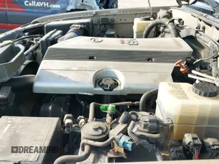 ✅ 2001 Lexus LX 470 • VIN: JTJHT00W213511303 • Lot: 43259721. Wystawiony na IAAI z przebiegiem 222 750 mil. Bezpłatny archiwum sprzedaży aukcyjnych z USA i szczegółowy raport historii pojazdu na DreamBid. Zdjęcie 18.