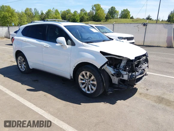 ✅ 2018 Buick Envision Essence • VIN: LRBFX1SA6JD007996 • Лот: 44781807. Опубликован ранее на IAAI с пробегом 158 802 миль. Бесплатный доступ к архиву аукционных продаж из США и подробный отчёт об истории автомобиля на DreamBid. Изображение 1.