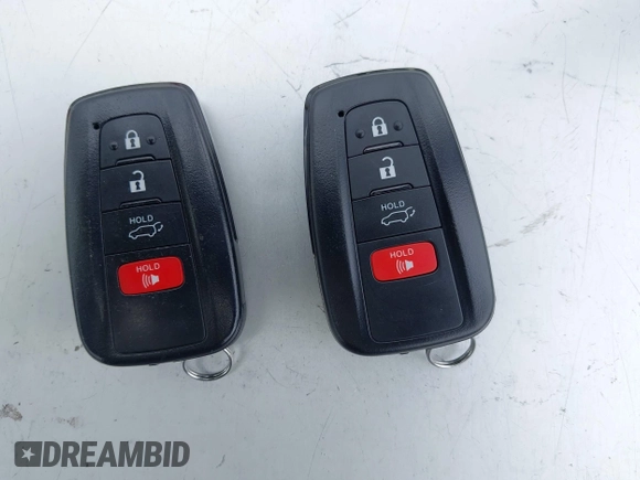 ✅ 2025 Toyota RAV4 XLE Premium • VIN: 2T3A1RFV2SW497415 • Lot: 44932989. Wystawiony na IAAI z przebiegiem 11 496 mil. Bezpłatny archiwum sprzedaży aukcyjnych z USA i szczegółowy raport historii pojazdu na DreamBid. Zdjęcie 11.