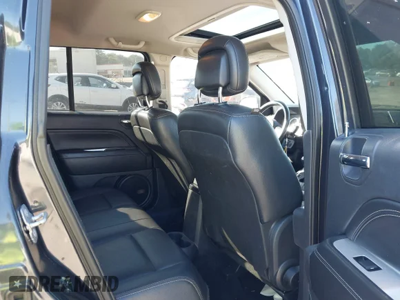 ✅ 2014 Jeep Compass High Altitude • VIN: 1C4NJCEA6ED758768 • Лот: 43450212. Опубліковано раніше на IAAI з пробігом 159 357 миль. Безкоштовний доступ до архіву аукціонних продажів зі США та докладний звіт про історію автомобіля на DreamBid. Зображення 8.