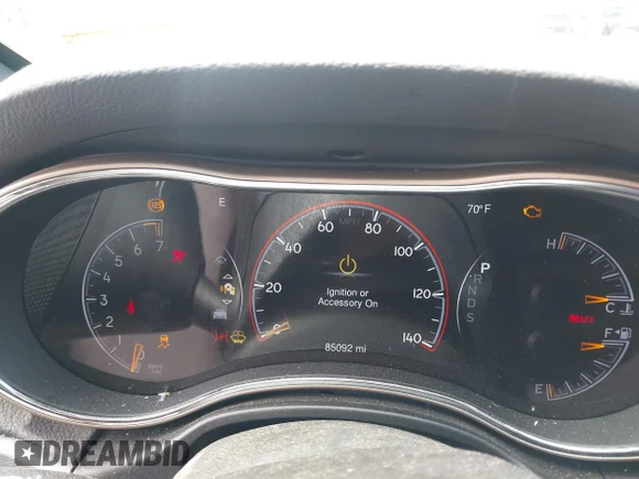 ✅ 2015 Jeep Grand Cherokee Laredo • VIN: 1C4RJFAG0FC665233 • Lot: 45191036. Wystawiony na IAAI z przebiegiem 85 092 mil. Bezpłatny archiwum sprzedaży aukcyjnych z USA i szczegółowy raport historii pojazdu na DreamBid. Zdjęcie 7.