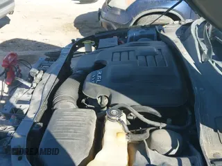 2014 Dodge Charger SXT z VIN 2C3CDXHG3EH219215, wystawiony jako IAAI lot #43434314 z przebiegiem 104 541 mil mil oraz . Historia ofert i sprzedaży dostępna na DreamBid. Obrazek 20.