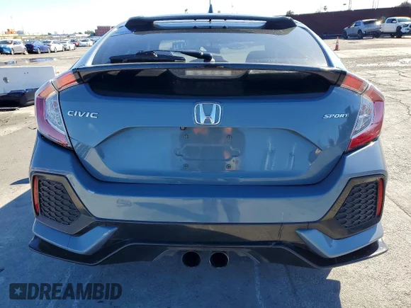 ✅ 2019 Honda Civic Sport • VIN: SHHFK7H43KU411013 • Lot: 77938555. Wystawiony na Copart z przebiegiem 103 935 mil. Bezpłatny archiwum sprzedaży aukcyjnych z USA i szczegółowy raport historii pojazdu na DreamBid. Zdjęcie 6.