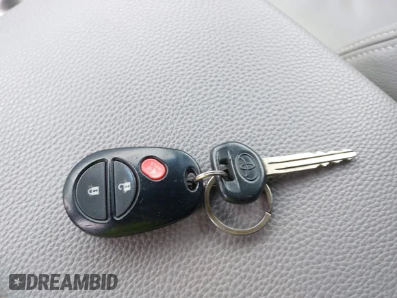 ✅ 2013 Toyota Highlander • VIN: 5TDZA3EH8DS044707 • Лот: 44706533. Опубліковано раніше на IAAI з пробігом 137 157 миль. Безкоштовний доступ до архіву аукціонних продажів зі США та докладний звіт про історію автомобіля на DreamBid. Зображення 11.