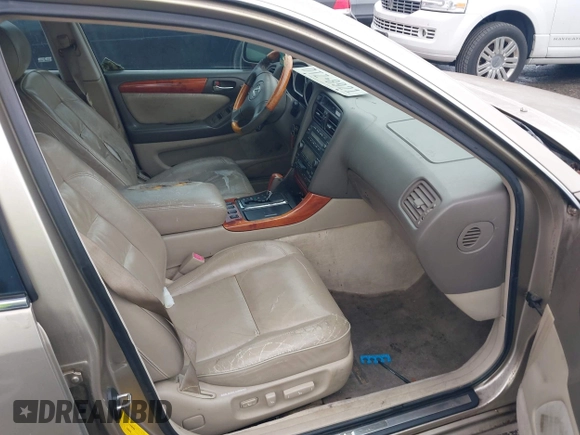 ✅ 2001 Lexus GS 430 • VIN: JT8BL69SX10005083 • Lot: 45016208. Listed on IAAI with 249,399 mi. Free auction sales archive from the USA and detailed vehicle history report at DreamBid. Image 5.