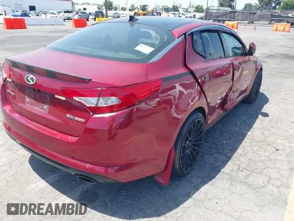✅ 2013 Kia Optima SX • VIN: 5XXGR4A62DG184702 • Lot: 45150804. Wystawiony na IAAI z przebiegiem 168 437 mil. Bezpłatny archiwum sprzedaży aukcyjnych z USA i szczegółowy raport historii pojazdu na DreamBid. Zdjęcie 4.