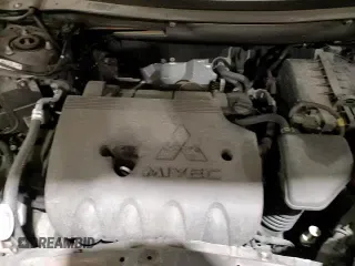 ✅ 2017 Mitsubishi Outlander SE • VIN: JA4AZ3A30HZ031853 • Lot: 91549935. Listed on Copart with 103,820 mi. Free auction sales archive from the USA and detailed vehicle history report at DreamBid. Image 14.