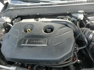 ✅ 2019 Lincoln MKZ Standard • VIN: 3LN6L5A98KR627345 • Lot: 82606705. Wystawiony na Copart z przebiegiem 135 909 mil. Bezpłatny archiwum sprzedaży aukcyjnych z USA i szczegółowy raport historii pojazdu na DreamBid. Zdjęcie 13.