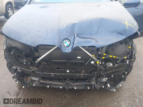 ✅ 2023 BMW iX xDrive50 • VIN: WB523CF08PCM23678 • Лот: 41930985. Опубліковано раніше на IAAI з пробігом 19 040 миль. Безкоштовний доступ до архіву аукціонних продажів зі США та докладний звіт про історію автомобіля на DreamBid. Зображення 6.