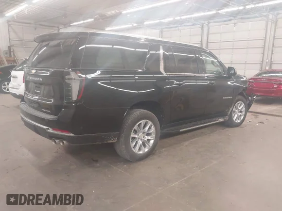 ✅ 2025 Chevrolet Suburban Premier • VIN: 1GNS6FRD0SR234970 • Lot: 43285172. Wystawiony na IAAI z przebiegiem 3 659 mil. Bezpłatny archiwum sprzedaży aukcyjnych z USA i szczegółowy raport historii pojazdu na DreamBid. Zdjęcie 4.