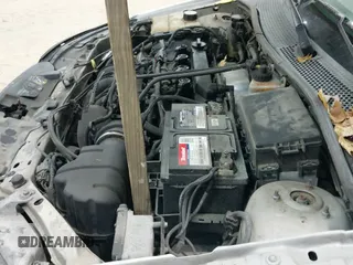 ✅ 2005 Ford Focus S • VIN: 1FAHP34NX5W163612 • Lot: 43630194. Wystawiony na IAAI z przebiegiem 267 733 mil. Bezpłatny archiwum sprzedaży aukcyjnych z USA i szczegółowy raport historii pojazdu na DreamBid. Zdjęcie 19.