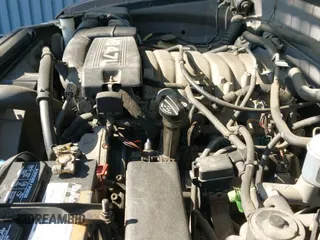 ✅ 2000 Toyota Tundra SR5 • VIN: 5TBBT4418YS023148 • Lot: 43146100. Wystawiony na IAAI z przebiegiem 148 393 mil. Bezpłatny archiwum sprzedaży aukcyjnych z USA i szczegółowy raport historii pojazdu na DreamBid. Zdjęcie 12.