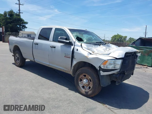 ✅ 2016 Ram 2500 Tradesman • VIN: 3C6UR5HL8GG133170 • Lot: 45069521. Listed on IAAI with 107,566 mi. Free auction sales archive from the USA and detailed vehicle history report at DreamBid. Image 1.