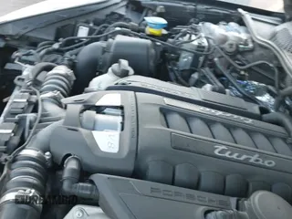 ✅ 2017 Porsche Cayenne Turbo • VIN: WP1AC2A2XHLA92993 • Lot: 41264521. Listed on IAAI with 83,257 mi. Free auction sales archive from the USA and detailed vehicle history report at DreamBid. Image 20.