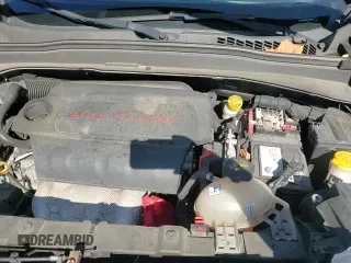 ✅ 2019 Jeep Renegade Altitude • VIN: ZACNJBBB5KPJ82866 • Лот: 87294315. Опубликован ранее на Copart с пробегом 68 267 миль. Бесплатный доступ к архиву аукционных продаж из США и подробный отчёт об истории автомобиля на DreamBid. Изображение 14.