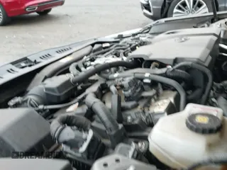 ✅ 2019 Toyota Camry Hybrid LE • VIN: 4T1B31HK1KU517309 • Лот: 43556114. Опубликован ранее на IAAI с пробегом 43 396 миль. Бесплатный доступ к архиву аукционных продаж из США и подробный отчёт об истории автомобиля на DreamBid. Изображение 19.