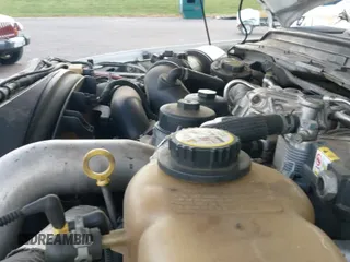 ✅ 2008 Ford F-250 XL • VIN: 1FTSW21R18EB80071 • Lot: 43137228. Wystawiony na IAAI z przebiegiem 194 159 mil. Bezpłatny archiwum sprzedaży aukcyjnych z USA i szczegółowy raport historii pojazdu na DreamBid. Zdjęcie 19.