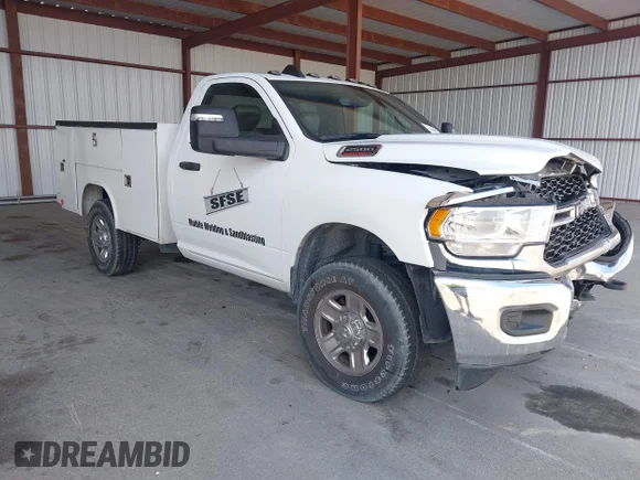 ✅ 2023 Ram 2500 • VIN: 3C7WR5AJ7PG567772 • Лот: 42180314. Опубліковано раніше на IAAI з пробігом 48 197 миль. Безкоштовний доступ до архіву аукціонних продажів зі США та докладний звіт про історію автомобіля на DreamBid. Зображення 1.