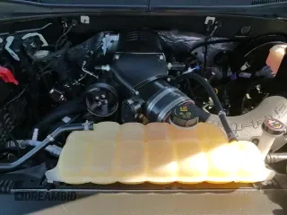 ✅ 2018 Ford F-150 XL • VIN: 1FTMF1C57JKD18975 • Lot: 63845565. Wystawiony na Copart z przebiegiem 28 045 mil. Bezpłatny archiwum sprzedaży aukcyjnych z USA i szczegółowy raport historii pojazdu na DreamBid. Zdjęcie 13.