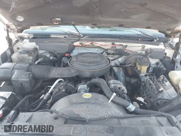 ✅ 1994 GMC SUBURBAN C1500 • VIN: 1GDEC16K4RJ755621 • Лот: 45414466. Опубліковано раніше на IAAI з пробігом 253 799 миль. Безкоштовний доступ до архіву аукціонних продажів зі США та докладний звіт про історію автомобіля на DreamBid. Зображення 10.