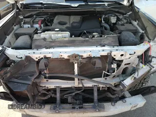 ✅ 2022 Toyota Tundra Platinum • VIN: 5TFNA5DB3NX007647 • Lot: 59906445. Wystawiony na Copart z przebiegiem 109 825 mil. Bezpłatny archiwum sprzedaży aukcyjnych z USA i szczegółowy raport historii pojazdu na DreamBid. Zdjęcie 14.