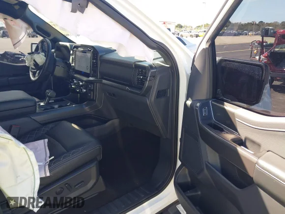 ✅ 2024 Ford F-150 XLT • VIN: 1FTFW3LD9RFB29308 • Lot: 43692603. Listed on IAAI with 17,304 mi. Free auction sales archive from the USA and detailed vehicle history report at DreamBid. Image 5.