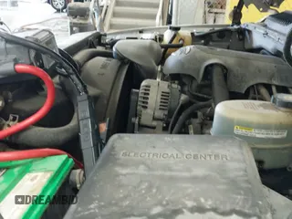 ✅ 2002 GMC Sierra 2500 SLE • VIN: 1GTGK29U42Z210707 • Lot: 42346065. Wystawiony na IAAI z przebiegiem 164 531 mil. Bezpłatny archiwum sprzedaży aukcyjnych z USA i szczegółowy raport historii pojazdu na DreamBid. Zdjęcie 13.