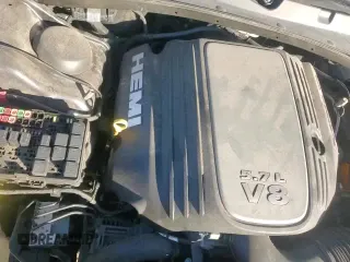 ✅ 2018 Dodge Charger R/T • VIN: 2C3CDXCT5JH209719 • Lot: 91032075. Wystawiony na Copart z przebiegiem 144 222 mil. Bezpłatny archiwum sprzedaży aukcyjnych z USA i szczegółowy raport historii pojazdu na DreamBid. Zdjęcie 13.