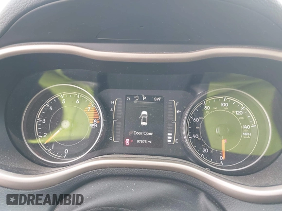 ✅ 2016 Jeep Cherokee Latitude • VIN: 1C4PJMCS4GW332918 • Lot: 42447507. Wystawiony na IAAI z przebiegiem 97 575 mil. Bezpłatny archiwum sprzedaży aukcyjnych z USA i szczegółowy raport historii pojazdu na DreamBid. Zdjęcie 7.