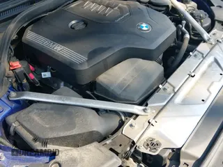 ✅ 2022 BMW 4 Series 430i • VIN: WBA63AV08NFM01605 • Lot: 42081090. Listed on IAAI with 37,606 mi. Free auction sales archive from the USA and detailed vehicle history report at DreamBid. Image 20.